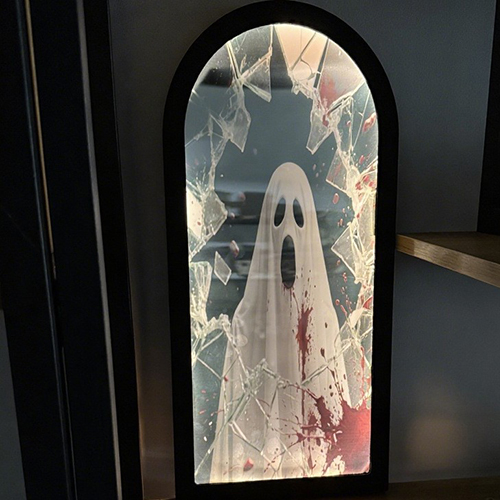 Ghost Hologram Mirror: Novelty Halloween Decoration with Spooky Surprise Effect