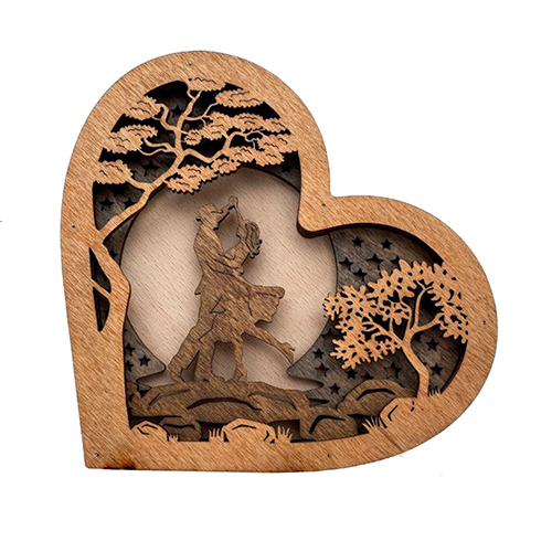 Custom Wooden Heart Couple Sign - Romantic Gift for Valentine's Day & Anniversary