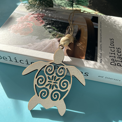 Handcrafted Wooden Animal Pendants: Perfect Friendship Gifts