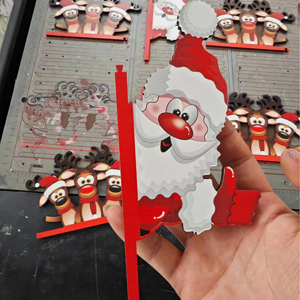 B2B Santa Door Corner Decor | Wooden Reindeer Hanger Factory