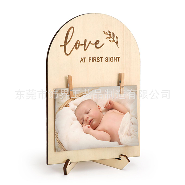 Custom Wooden Baby Milestone Photo Display | B2B Supplier