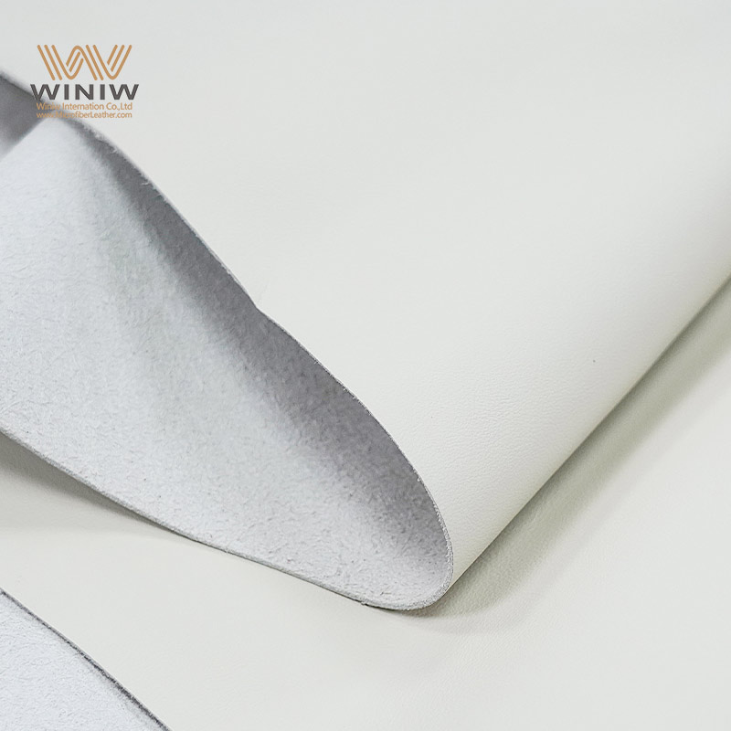 Confronto dei processi di produzione, vantaggi e svantaggi tra pelli in PVC, PU e TPU