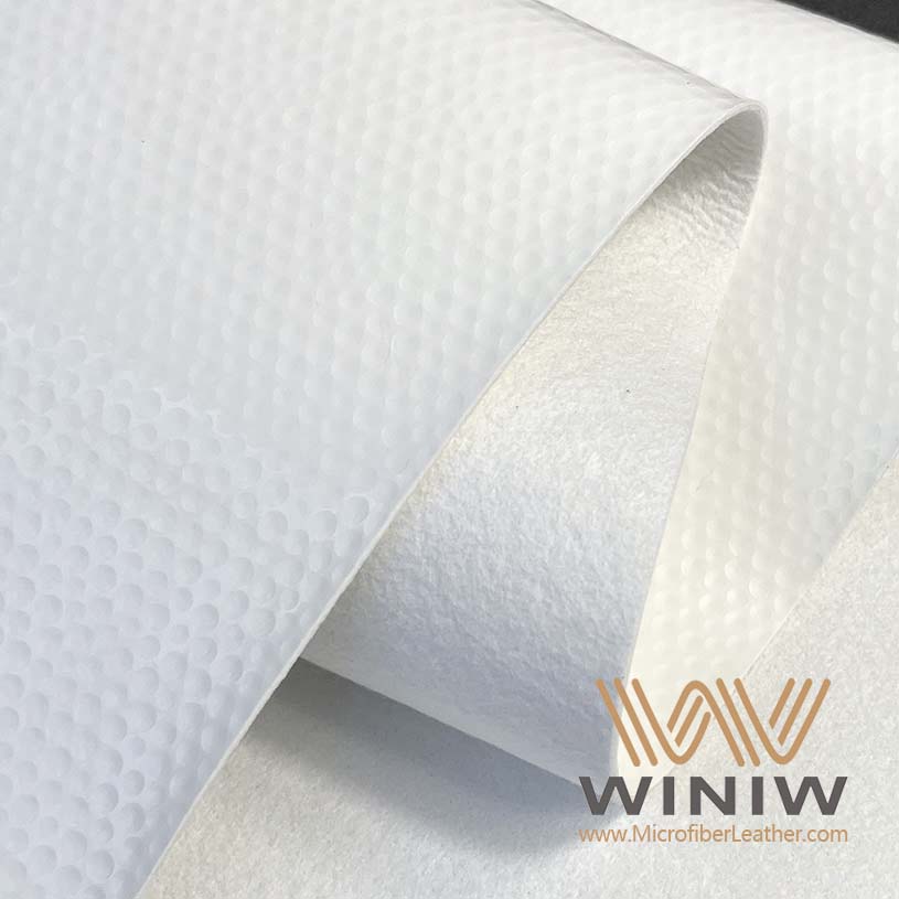 Вони все ще виготовляють шкіряні футбольні бутси?