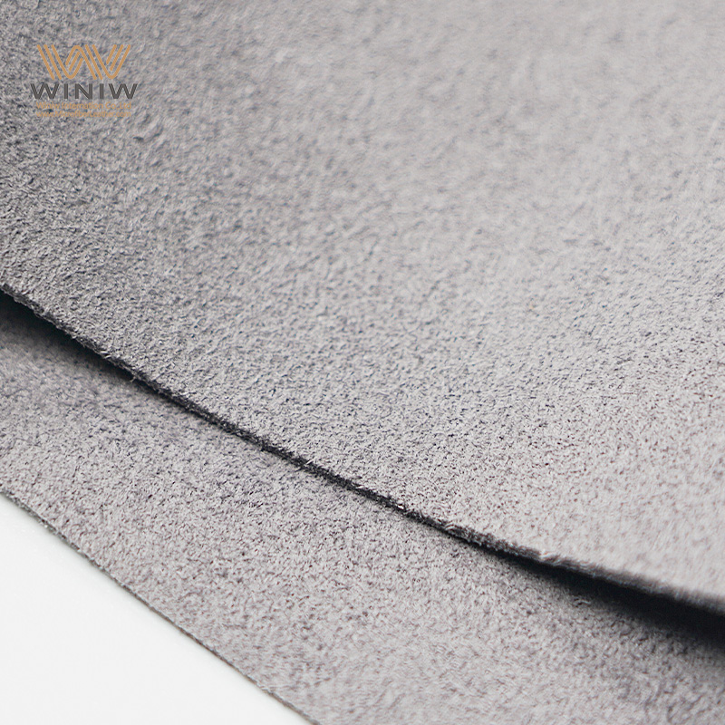 Grauer Microsuede-Showdown: Welche Marke fühlt sich am besten an?