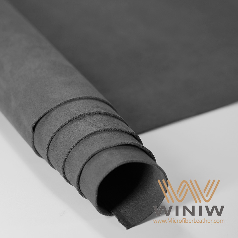 Couro sintético com toque natural para forro de teto em camurça.