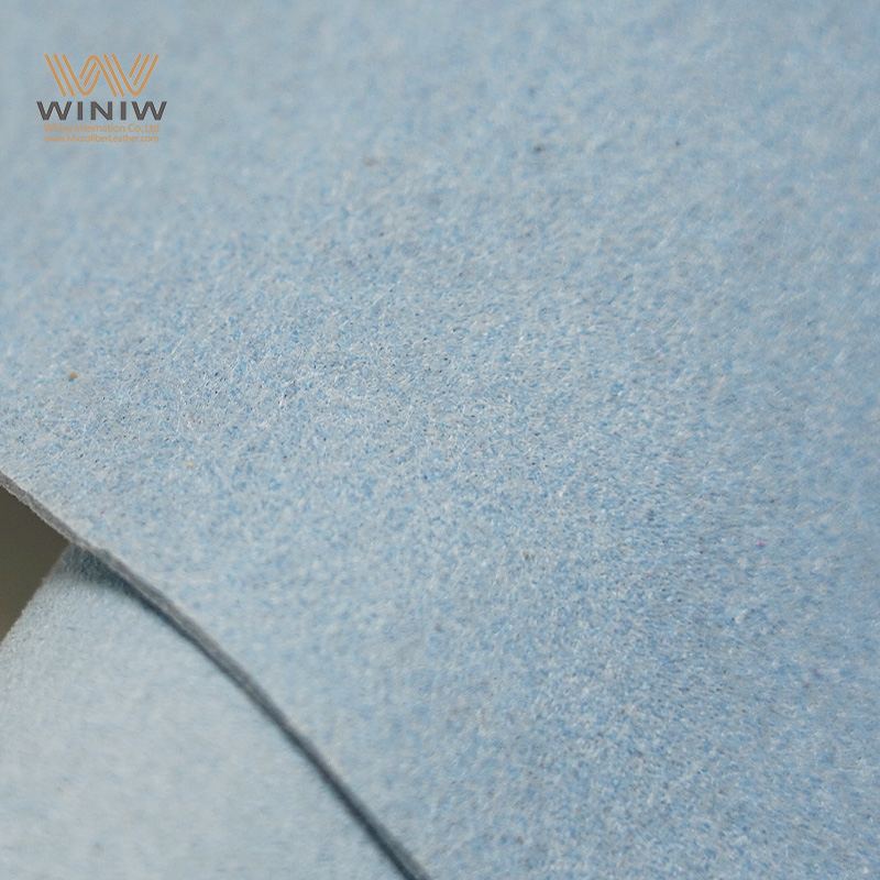 Cum să curățați mobila din microsuede pentru un aspect impecabil