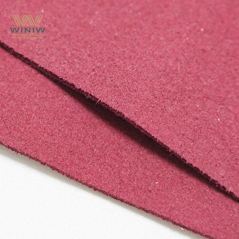 Comment réparer une déchirure dans un tissu en microfibre à la maison