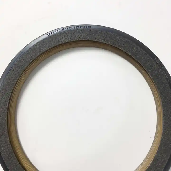 SINOTRUK HOWO Truck Spare Parts Crankshaft Oil Seal VG1047010038