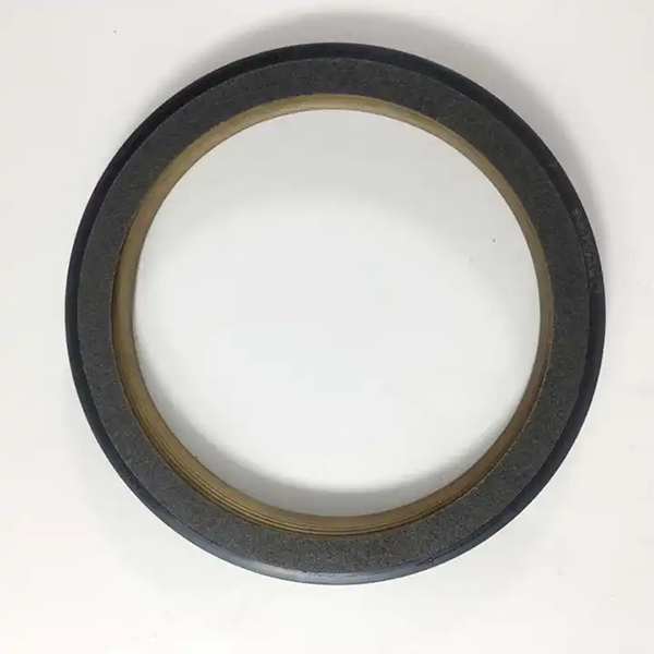 SINOTRUK HOWO Truck Spare Parts Crankshaft Oil Seal VG1047010038