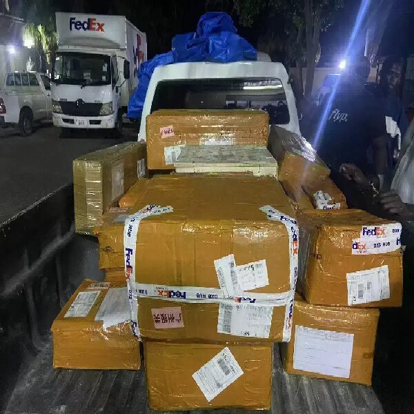 Đơn hàng phụ tùng xe tải hạng nặng Châu Phi được giao hàng suôn sẻ