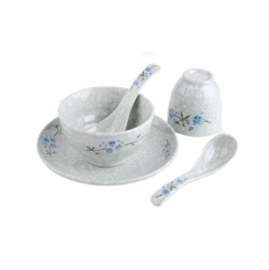 Bonita vajilla de melamina con estampados florales coloridos