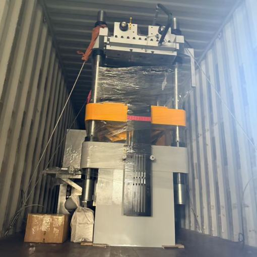 Envío de máquinas de moldeo de vajillas de melamina de 400 toneladas