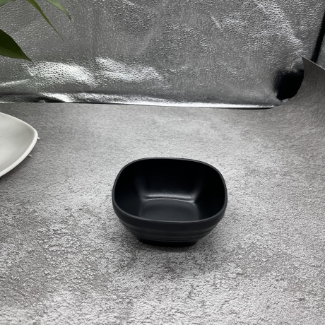Mangkuk Melamin Kecil Persegi Matte Hitam