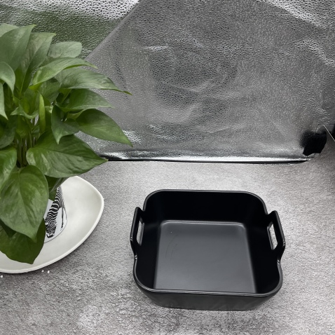 Plato rectangular de melamina con doble oreja colgante, negro mate