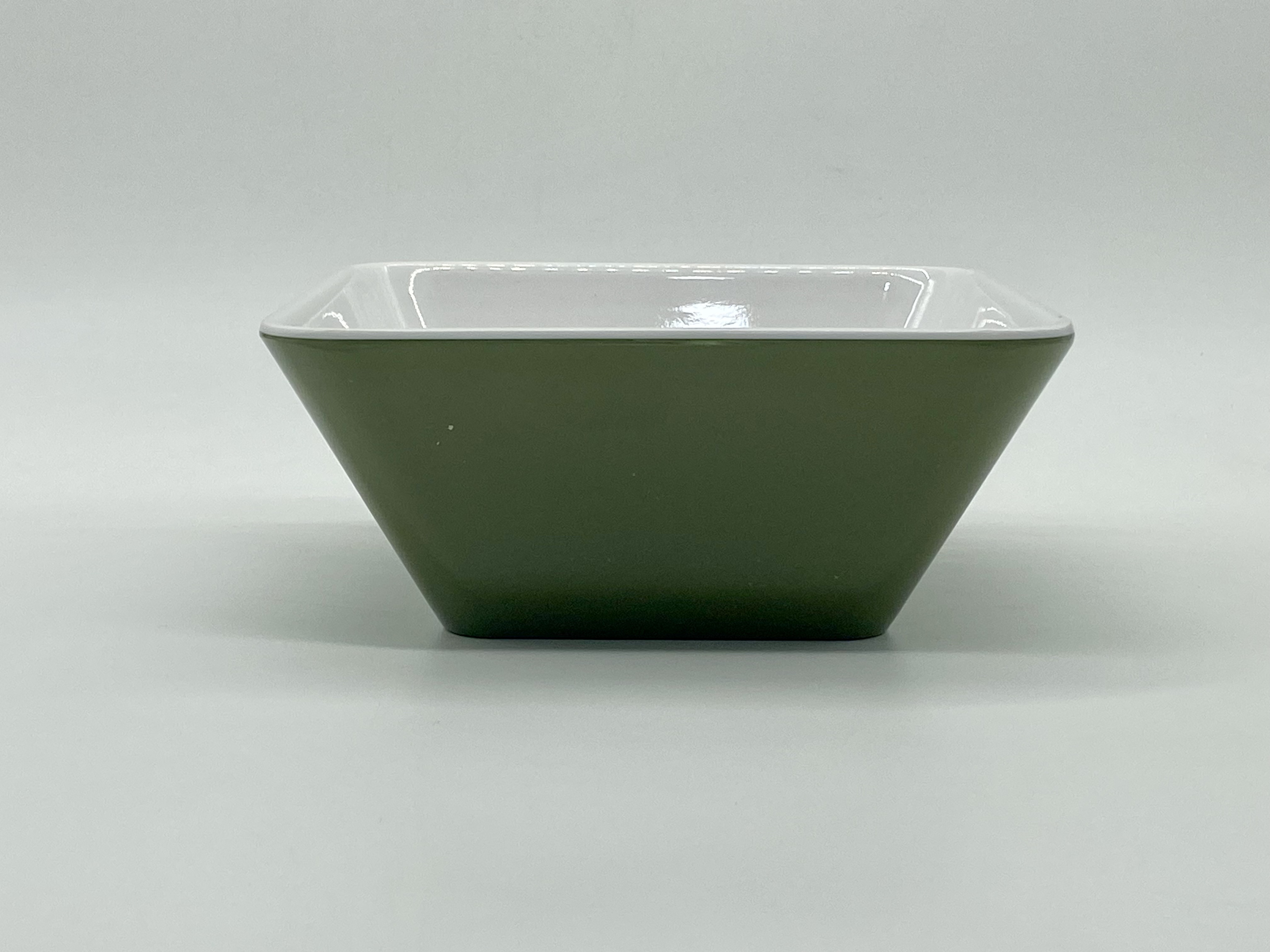 melamine dinnerware