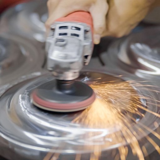 Kecemerlangan Kraf: Seni dan Sains Pembuatan Acuan Melamin