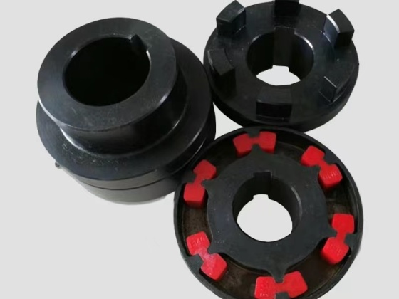 Couplage de bloc élastique de type H