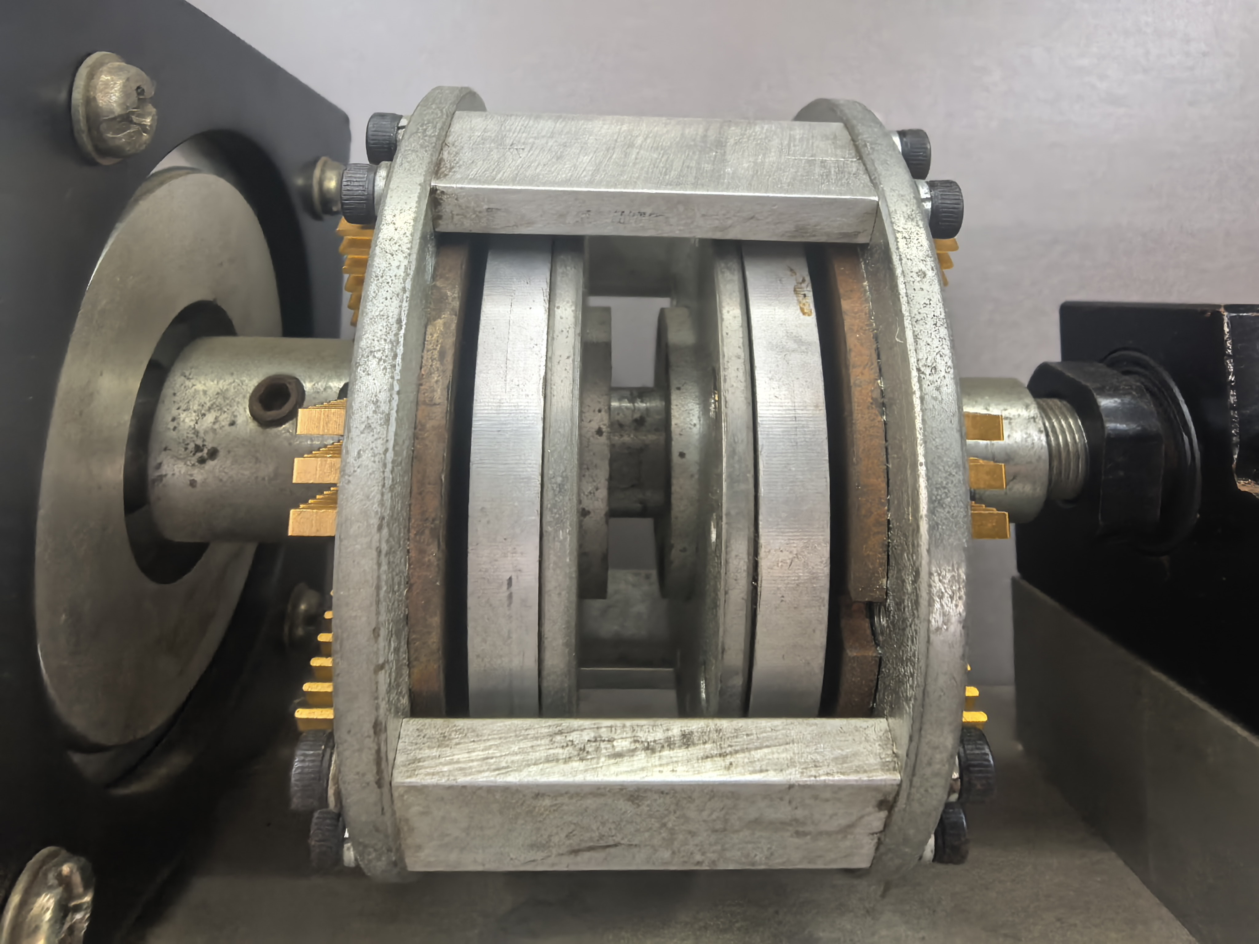 Magnetic Coupling