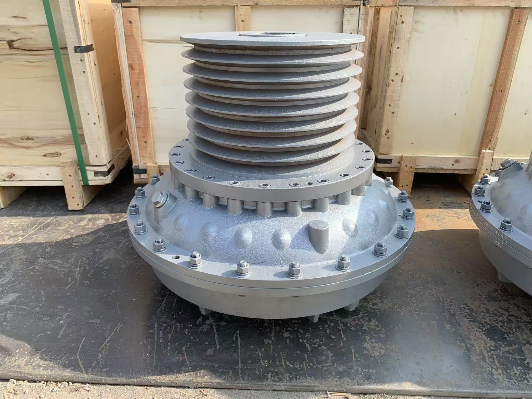 Hydrodynamic Coupling