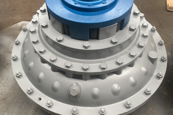 Cuplaj fluidic vs. demaror soft – Care oferă o protecție mai bună pentru motorul dumneavoastră?