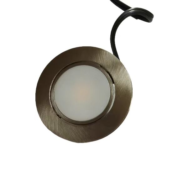 إضاءة تحت الخزانة مزودة بمستشعر حركة