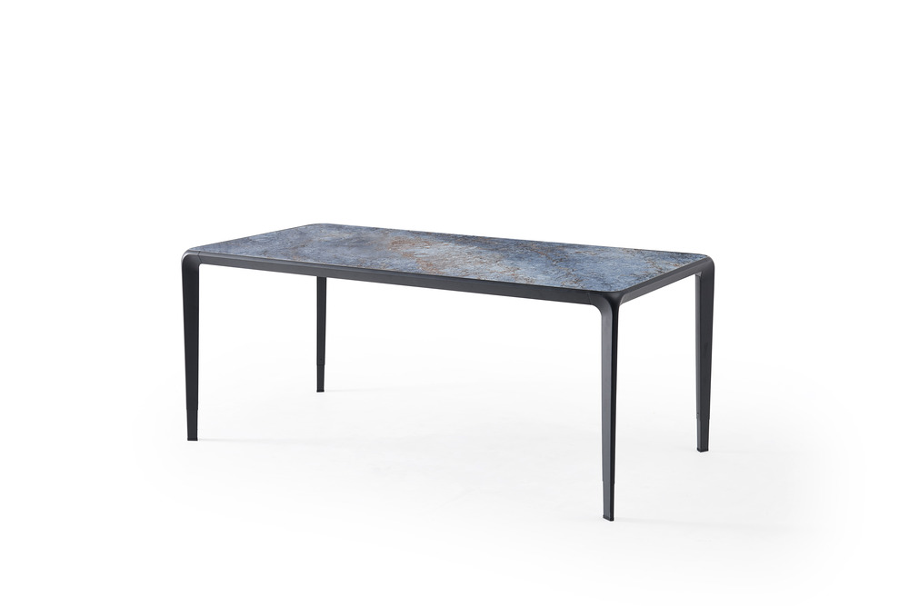 Four hands dining table