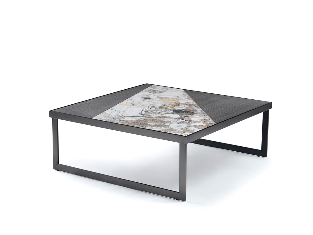 Irregular glass coffee table