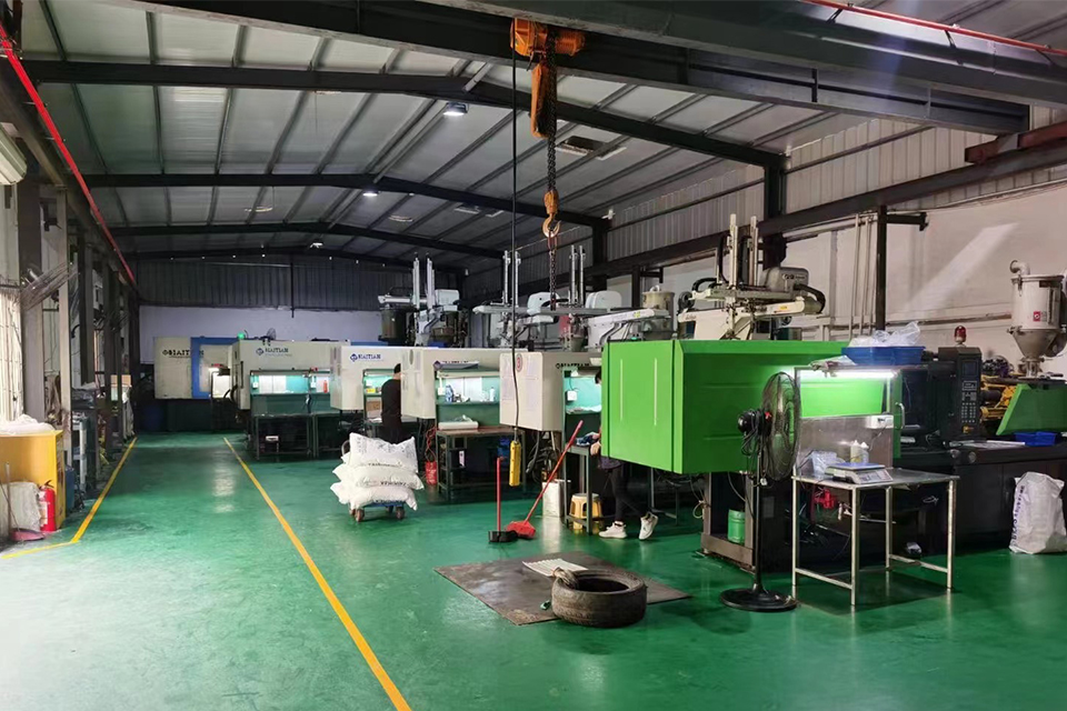 Olika injektionsmaskiner