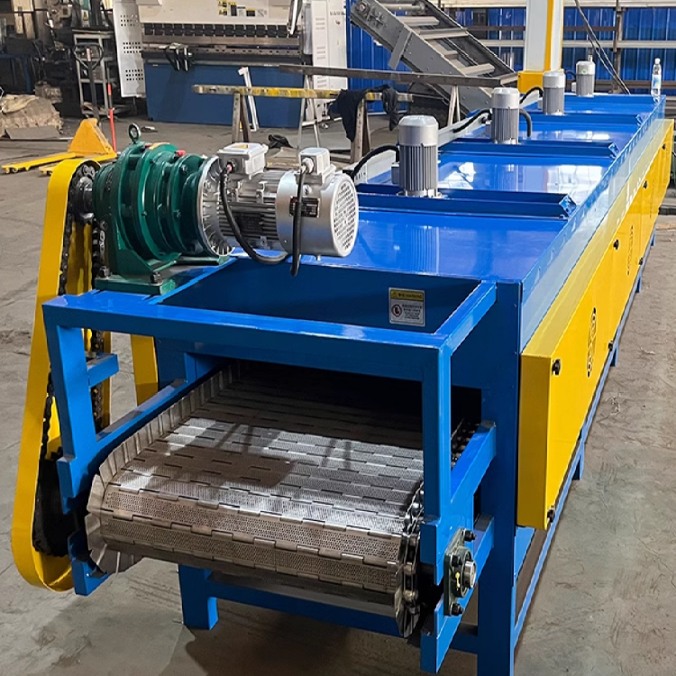 Mesh belt furnace for annealing