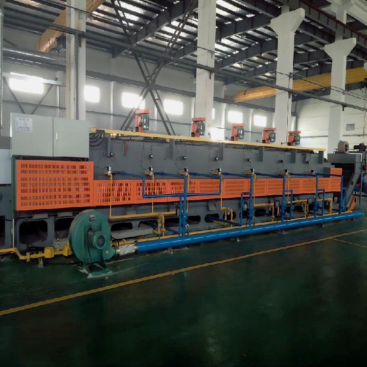 continuous furnace for heat treatment