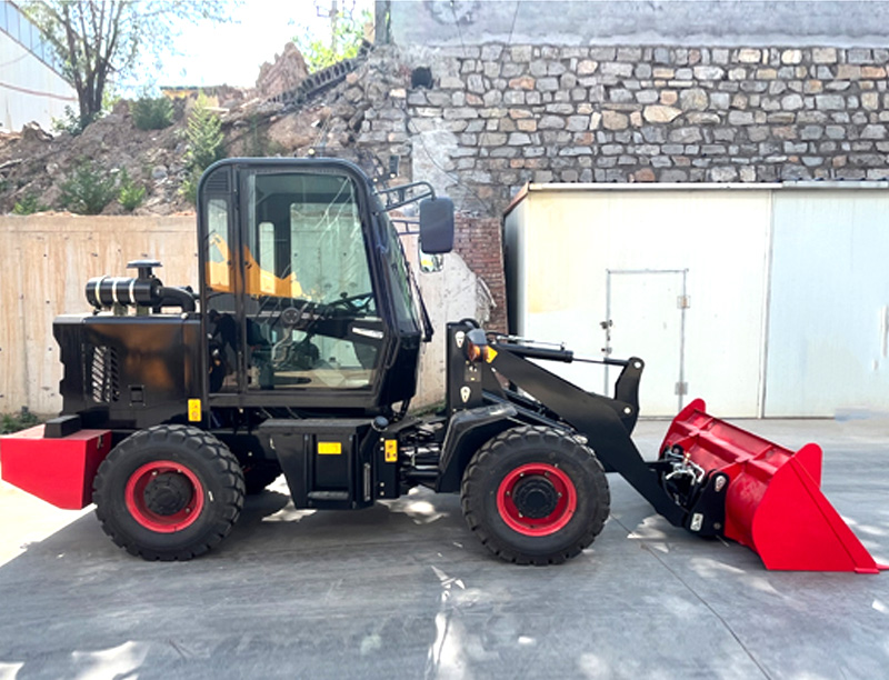 Incarcator pe pneuri YC916