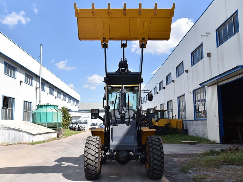 Incarcator pe pneuri HT300FV