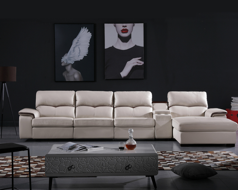 Divano componibile moderno in pelle con chaise longue e portabicchieri