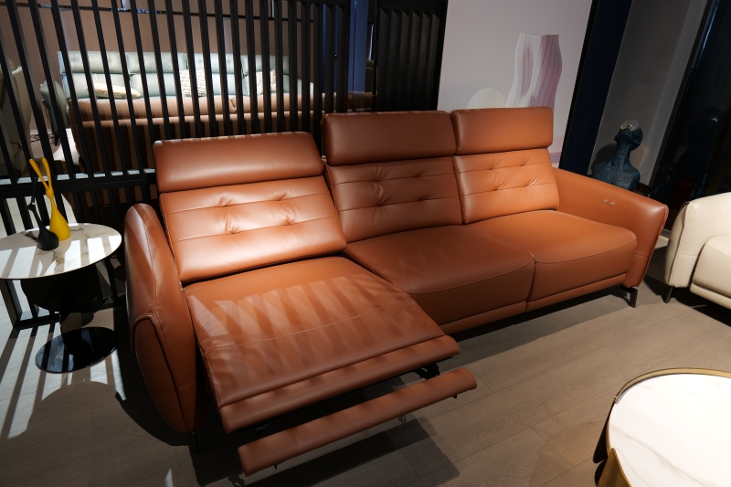 Divano elettrico componibile in pelle di transizione