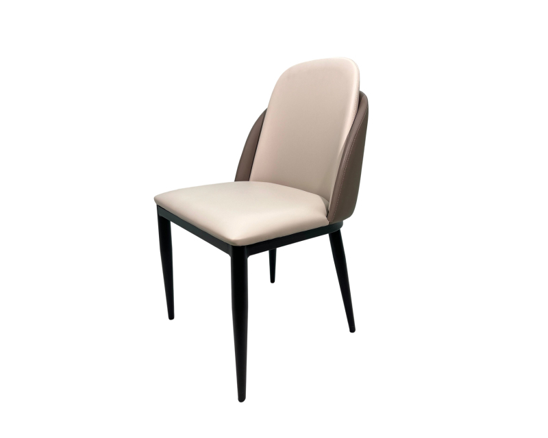 Chaises de salle à manger aux couleurs contrastées et vibrantes : une pièce d'appoint moderne et élégante pour votre maison