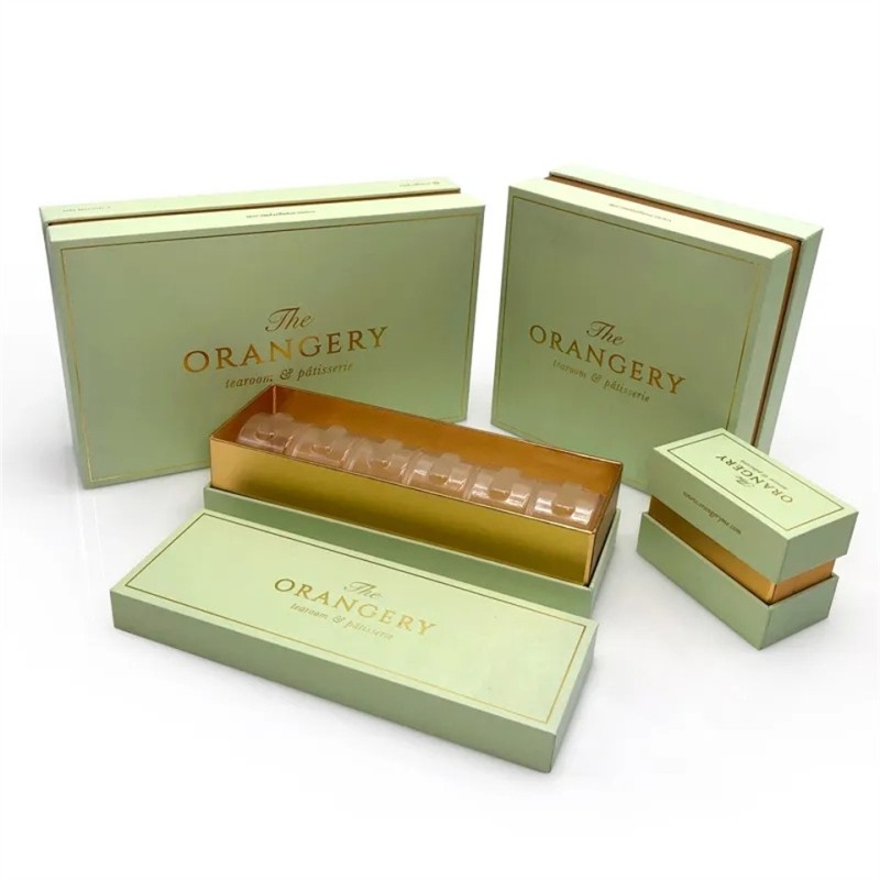 Custom Luxury Christmas Lid And Base Chocolate Paper Gift Box Packaging