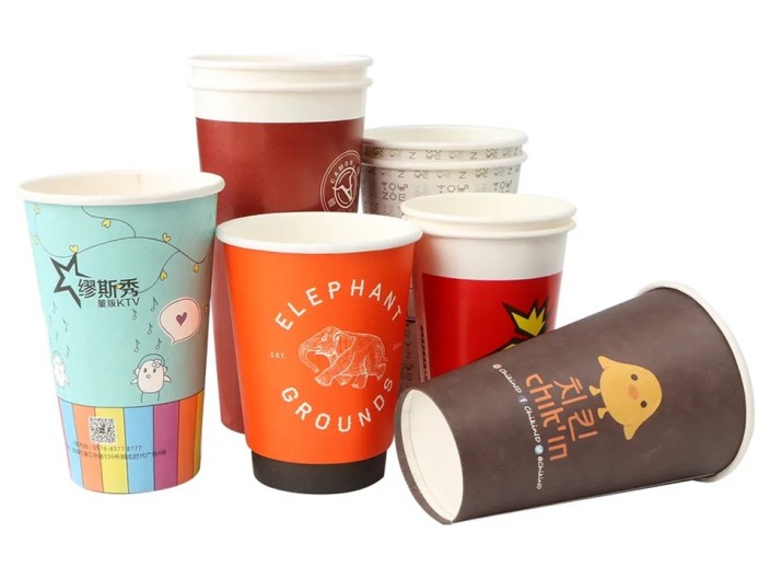 How do paper cups hold hot water?