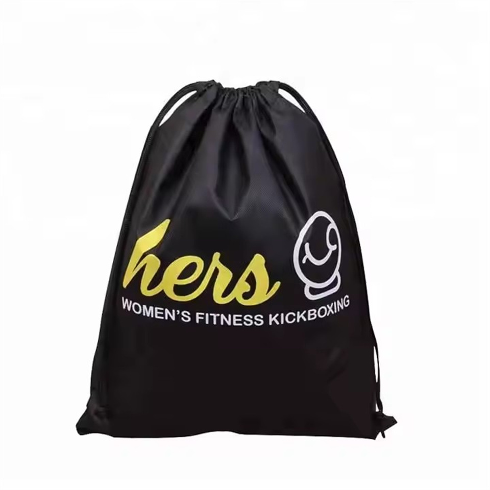 Non-woven string bags