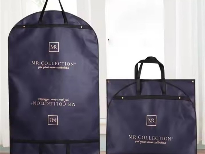 Custom Printed Non-woven Garment Bags Is Sustainable And Eco-friendly Solutions For Business Suit Cover.