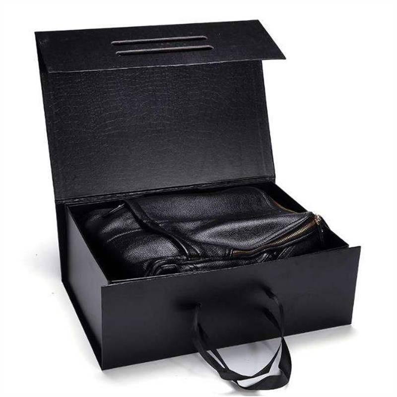 Why European Clients Are Prefer To Use Premium Paper Gift Boxes To Pack Their Luxury Bags?