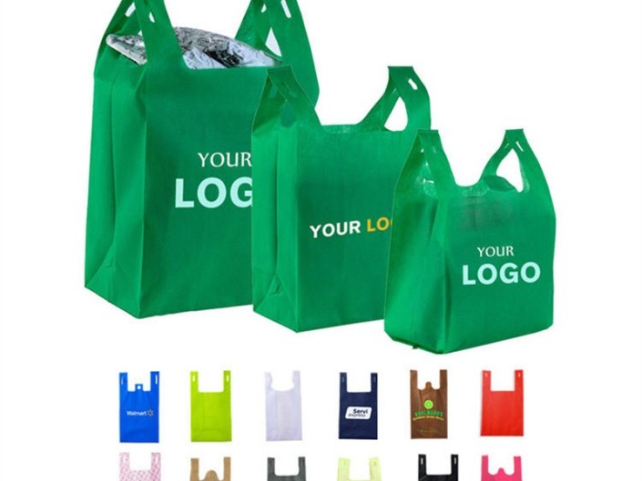 Custom printed non-woven T-shirt bags are the optimal replacement for single-use plastic bags.