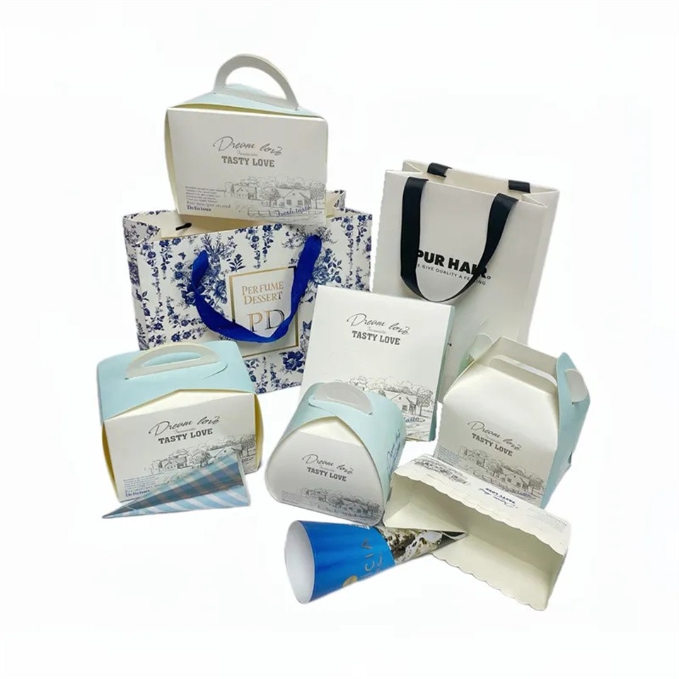2026 New Modern Style Cake Packaging Paper Box