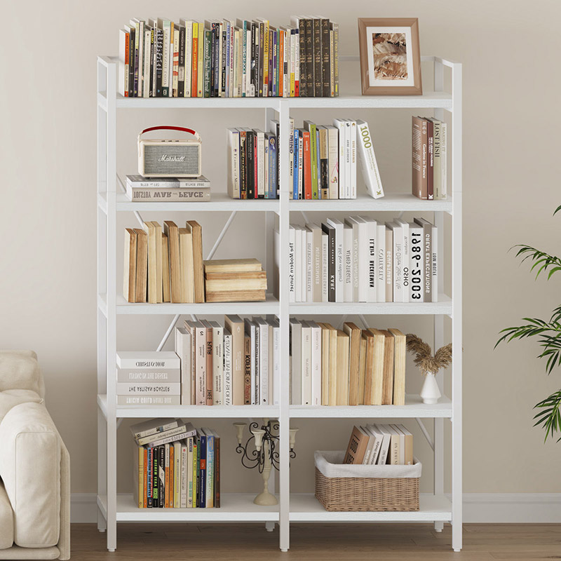 Libreria moderna con ampio display