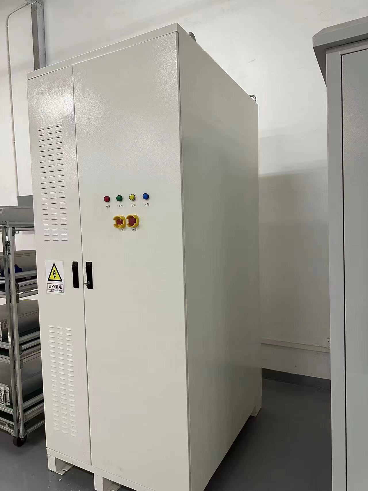 LiFePO4 Battery 245KW C&Liquid-cooling Cabinet