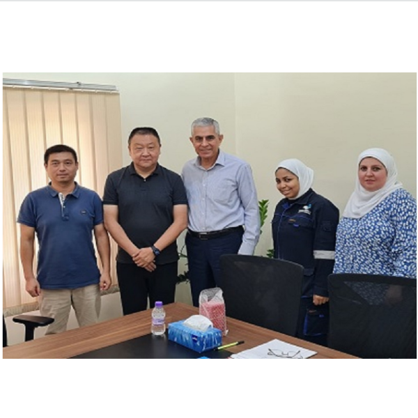 九方与阿联酋客户合作定制化工产品