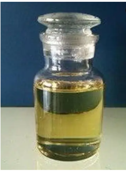 Demulsificador inverso en yacimiento petrolífero