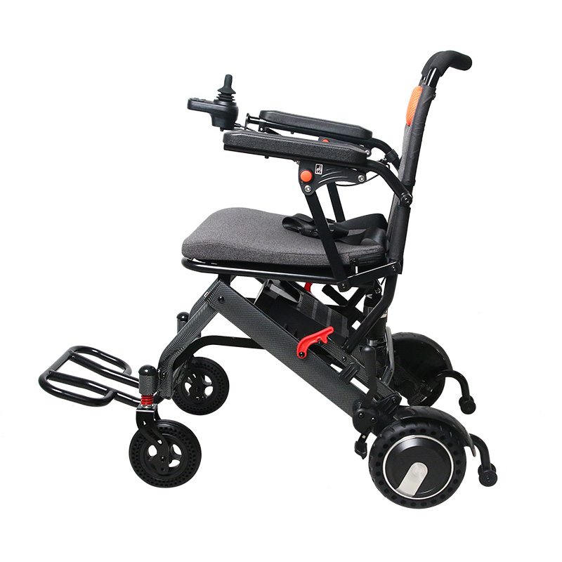 lightweight-folding-electric-wheel-chair-that-can-be-used-on-aircraft