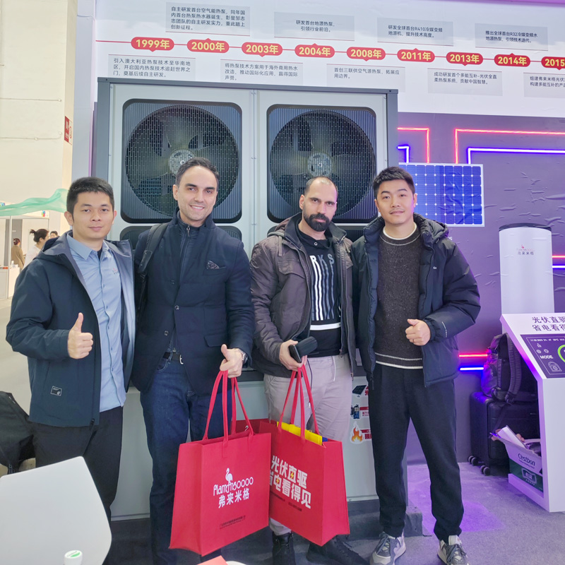 Ettevõte Flamingo esines 2025. aasta Hiina küttenäitusel, juhatades süsinikdioksiidivaba kütte uut tulevikku