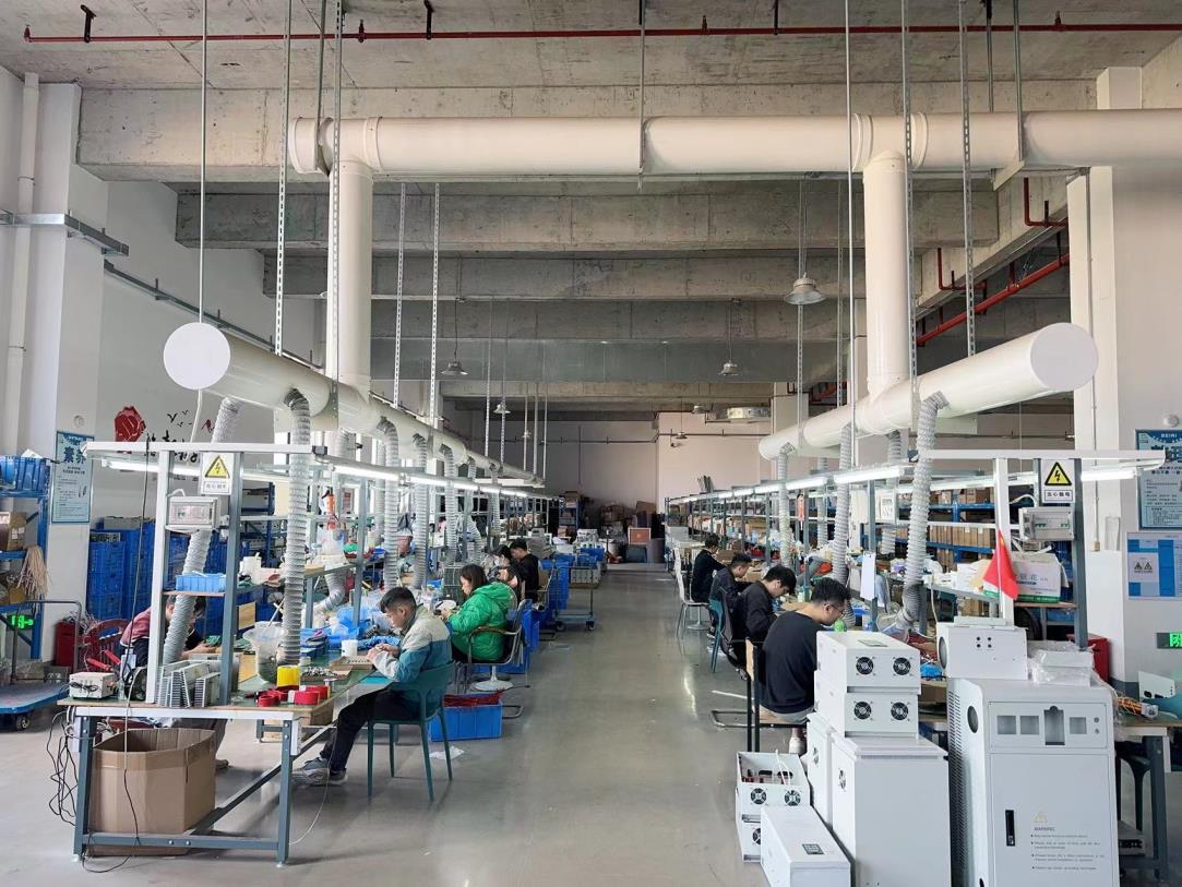 Inovacije v tehnologiji elektromagnetne indukcije za brezžično napajanje in prenos