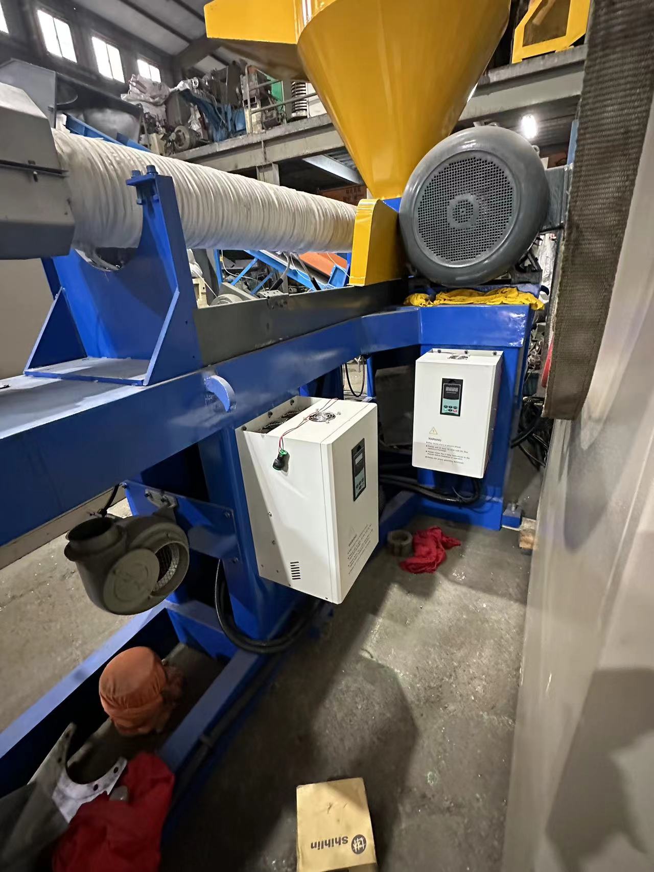 존슨 유도가열기 플라스틱 압출기